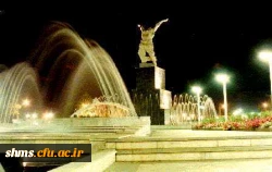 نمایی از میدان آزادی سنندج