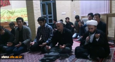 به همت امور فرهنگی پردیس  مراسم تعزیه خوانی حضرت امام حسین (ع)و یاران با وفایش برگزار گردید: