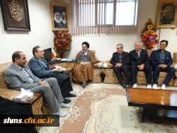 نماینده ولی فقیه در استان کردستان بر توسعه فعالیت های حوزه تعلیم و تربیت با مدنظر قرار دادن ارزش های اسلامی تاکید کرد.4