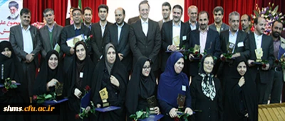 طی همایشی در بوشهر:
از استاد  پردیس شهید مدرس کردستان به عنوان پژوهشگر برتر دانشگاه فرهنگیان تقدیر شد