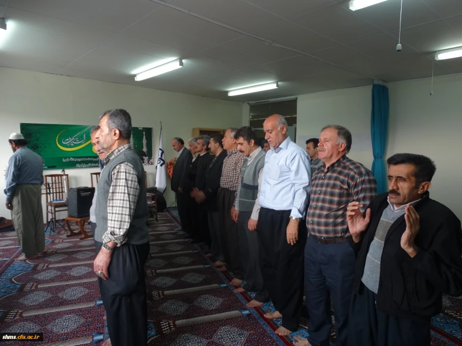 برگزاری مراسم مولود خوانی بمناسبت ایام ولادت نبی اکرم اسلام حضرت محمد (ص) و امام جعفر صادق (ع) و آغاز هفته وحدت 7