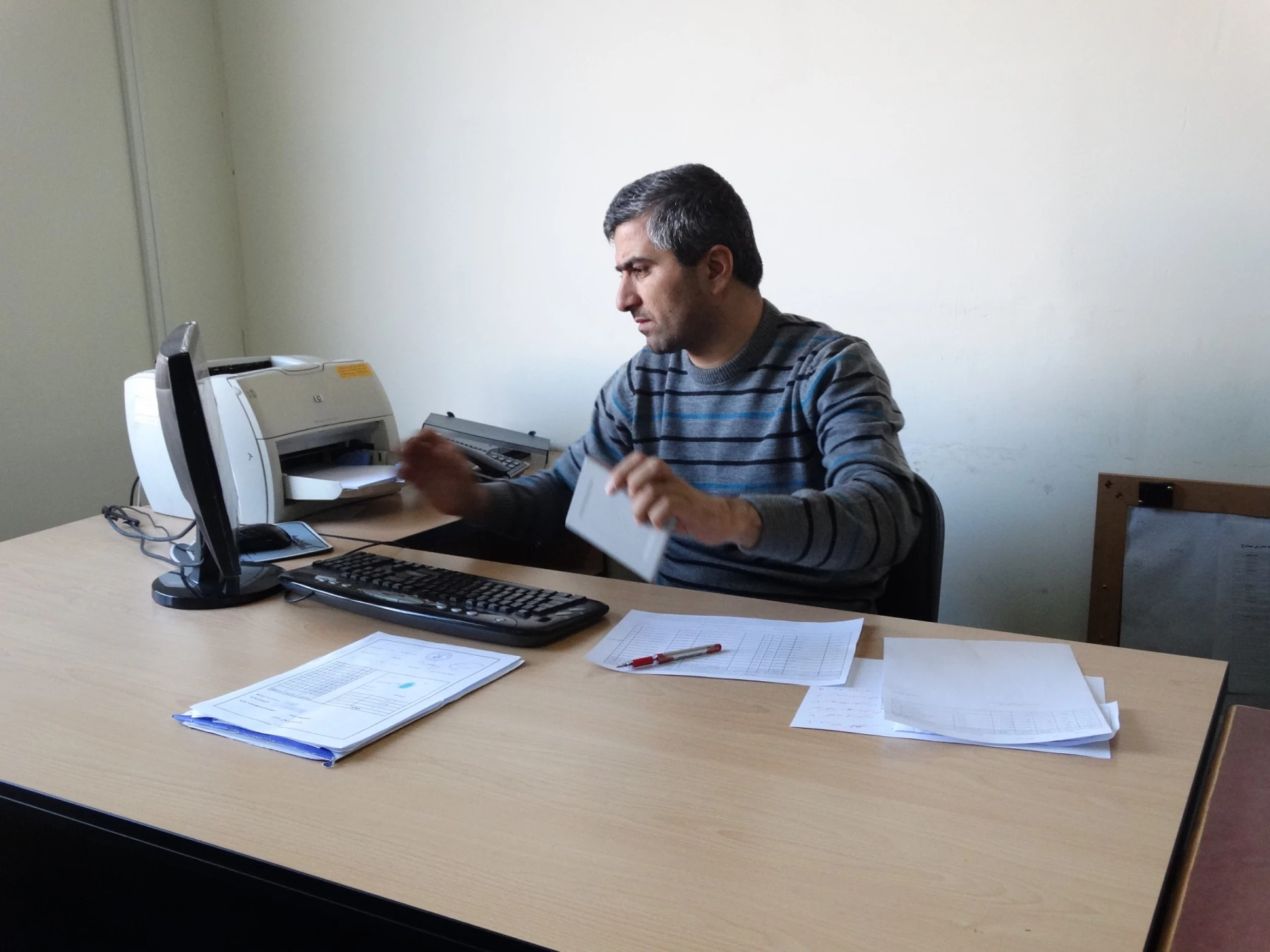 آقای امید سبحانی(خدمات و پشتیبانی)