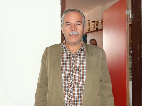 آقای رحیمی (مسئول تاسیسات)