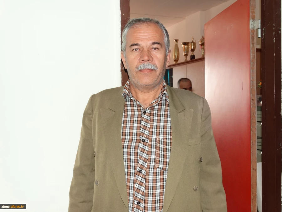 آقای رحیمی (مسئول تاسیسات)