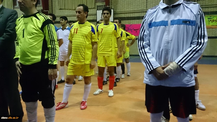 تیم فوتسال کارکنان پردیس شهید مدرس کردستان به مقام نایب قهرمانی دست یافت 2