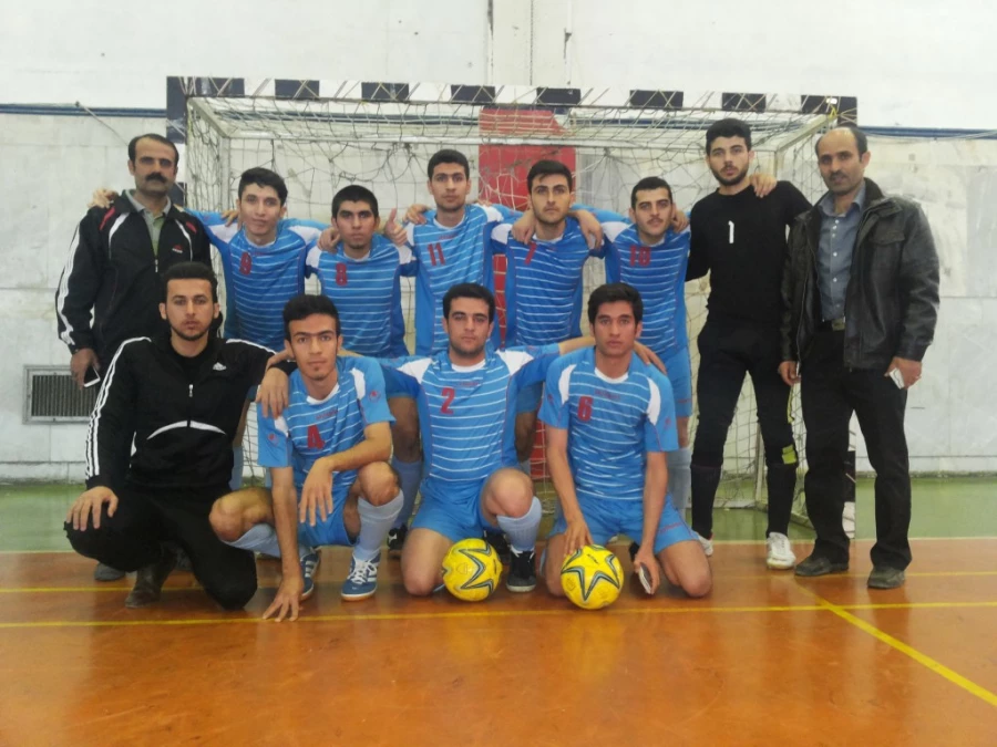 در روند مسابقات ورزشی شاهد وایثارگر دانشجو معلمان سراسر کشور
انتخاب پنج نفر از دانشجویان جهت بازی در تیم اصلی دانشگاه فرهنگیان 5