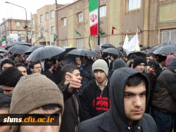 با یاد علامه شهید مدرس بزرگ مرد مبارز دوران مشروطه، پردیس شهید مدرس کردستان

22بهمن 93 کردستان تکرار حماسه 57و .../ باران رحمت بر دل فجرآفرینان باریدن گرفت 10