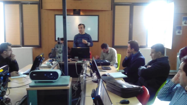 به دنبال ابلاغ عملی شدن سامانه فرهنگیادا از طریق دانشگاه فرهنگیان :

آموزش فاز اول « سامانه فرهنگیادا » در شهید مدرس کردستان به پایان رسید 2