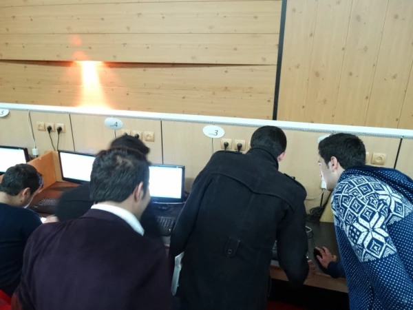 دکتر الماسی:

انجمن ورزشی دانشجویی نهادی است دانشجویی که به منظور . . . 7