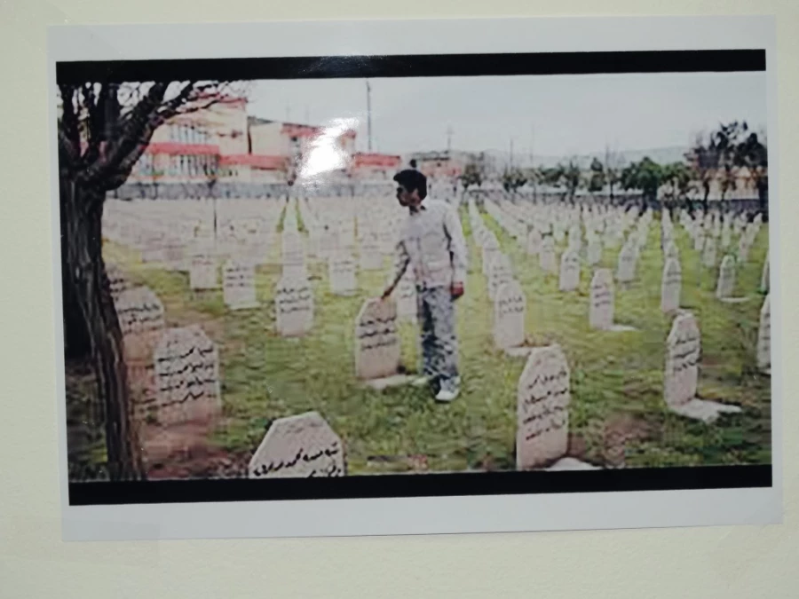 برپایی نمایشگاه عکس

یادواره شهدای شیمیایی حلبچه و مناطق کرد نشین ایران در کردستان 5