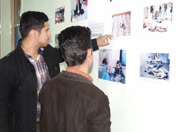 برپایی نمایشگاه عکس

یادواره شهدای شیمیایی حلبچه و مناطق کرد نشین ایران در کردستان 9