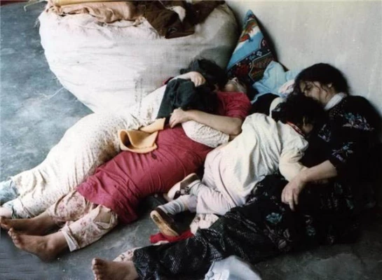 برپایی نمایشگاه عکس

یادواره شهدای شیمیایی حلبچه و مناطق کرد نشین ایران در کردستان 12