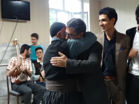 بازدید اعضای انجمن اسلامی از سرای سالمندان سنندج 6