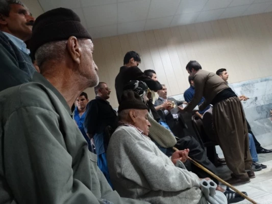 بازدید اعضای انجمن اسلامی از سرای سالمندان سنندج 7