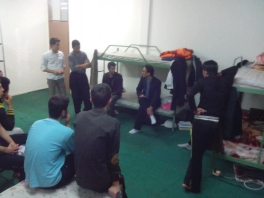 بازدید سرزده 

ریاست دکتر الماسی از کوی دانشگاه  2