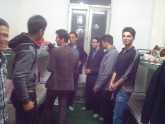 بازدید سرزده 

ریاست دکتر الماسی از کوی دانشگاه  20