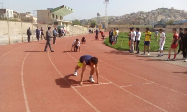 یکمین دوره مسابقات دومیدانی دانشجویی در سنندج برگزار شد. 5