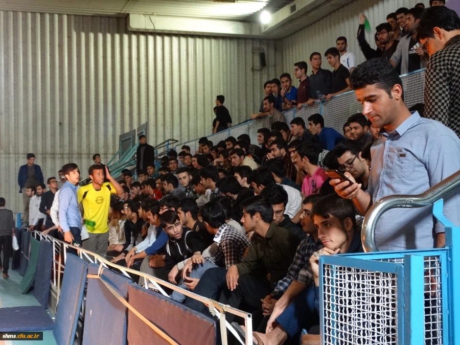 با گرامیداشت یاد و خاطره شهید فرزانه مرتضی مطهری
فینال مسابقات فوتسال دانشجویان شهید مدرس به کار خود پایان داد 3