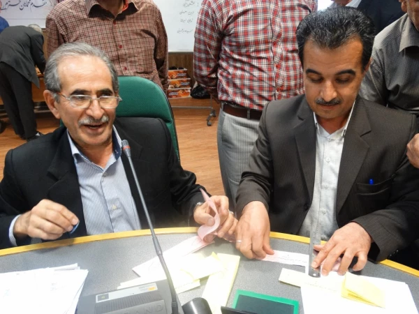 برگزاری انتخابات تعاونی اعتبار پردیس شهید مدرس کردستان
 
با حضور نماینده اداره کل تعاون استان به روایت تصویر 12