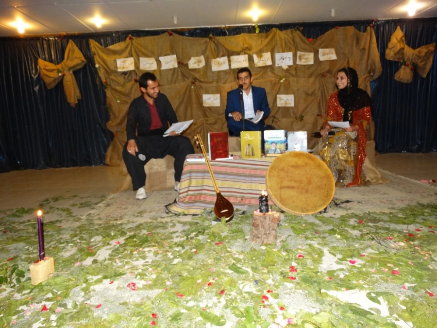 ئیواره ییک  له گه ل و شیعر و چیروک 
در هفته تعلیم و تربیت (آموزش) 9