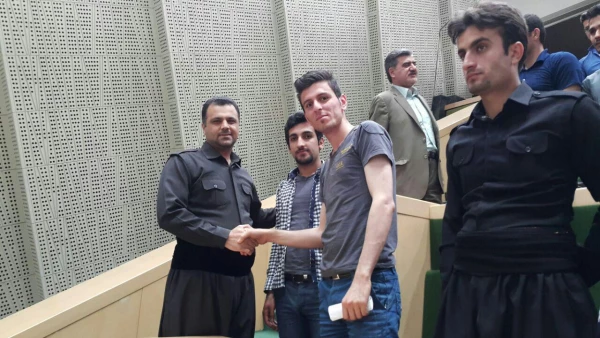 بازدید دانشجویان پردیس شهید مدرس کردستان 
از نمایشگاه بین المللی کتاب تهران و مجلس شورای اسلامی 12