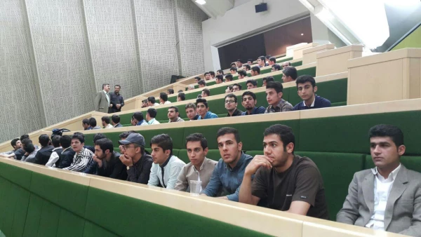 بازدید دانشجویان پردیس شهید مدرس کردستان 
از نمایشگاه بین المللی کتاب تهران و مجلس شورای اسلامی 13