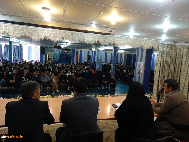 نخستین نشست تخصصی آسیب شناسی دانشجویی
به همت اداره پژوهش پردیس های استان برگزار شد 18