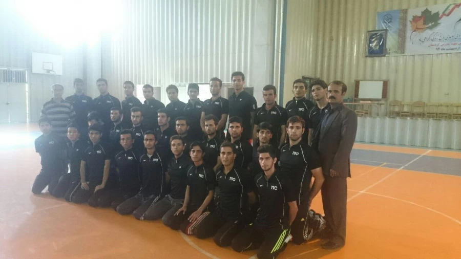 داوران نسل آتی پردیس شهید مدرس کردستان
به همت تربیت بدنی پردیس شهید مدرس کردستان یکدوره کلاس داوری درجه 3 فوتسال برگزار نمود. 2