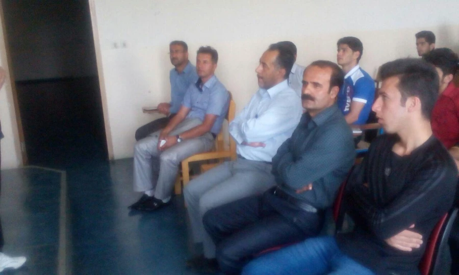 داوران نسل آتی پردیس شهید مدرس کردستان
به همت تربیت بدنی پردیس شهید مدرس کردستان یکدوره کلاس داوری درجه 3 فوتسال برگزار نمود. 6