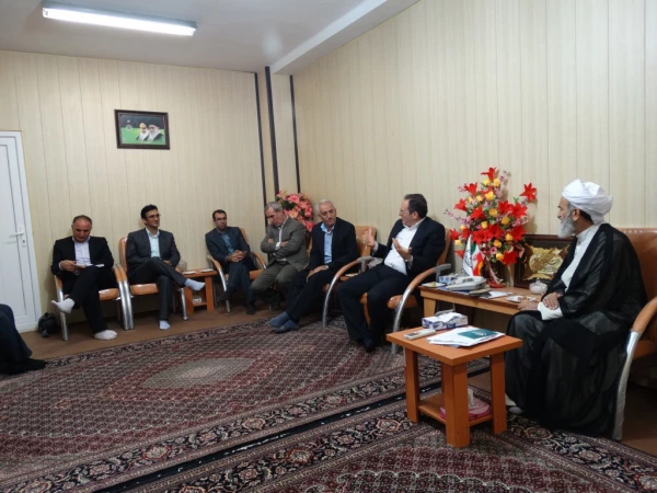 ماموستا خدایی:
توسعه دانشگاه ها ضامن پیشرفت و اعتلای همه جانبه کشور است 3