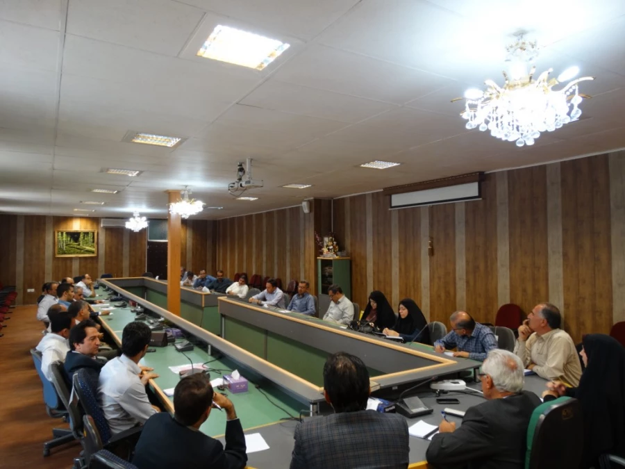 سرپرست دانشگاه فرهنگیان کردستان
افزایش بهره وری واستفاده بهینه از نیروی انسانی از اهداف مهم مدیریت استانی دانشگاه فرهنگیان است.
 2