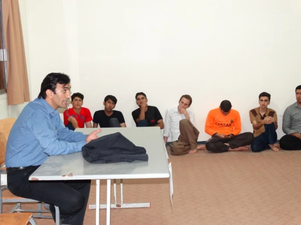 به روایت تصویر :
شور و حال پردیس شهید مدرس کردستان طی  سفر دکتر روحانی به استان کردستان 4