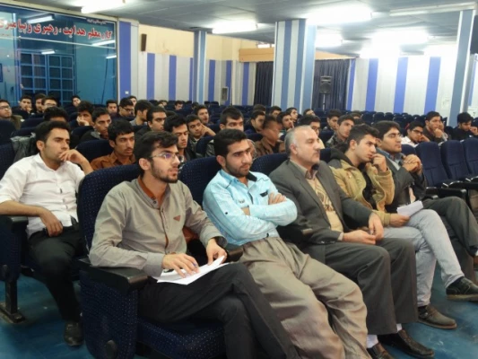 برگزاری جلسه توجیهی فعالیتهای فرهنگی و اجتماعی 13