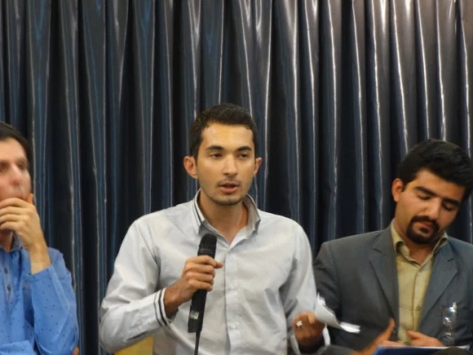 طی مناظره ی انتخاباتی 
کاندیداتورهای شورای صنفی رفاهی دانشجویی شهید مدرس از خود دفاع کردند. 14