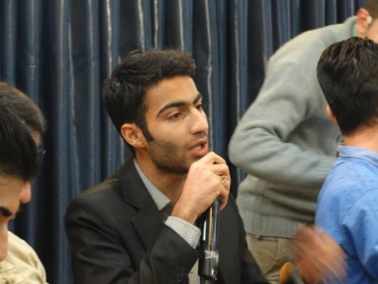 طی مناظره ی انتخاباتی 
کاندیداتورهای شورای صنفی رفاهی دانشجویی شهید مدرس از خود دفاع کردند. 16