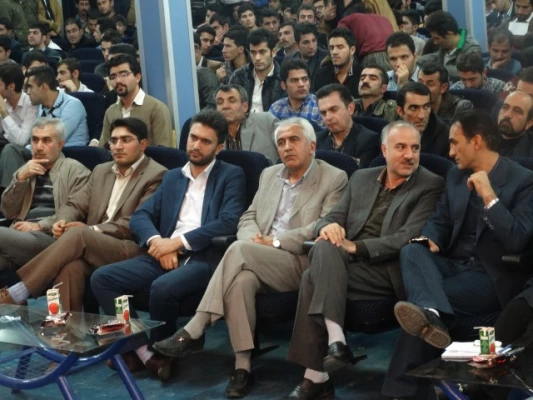 در پردیس شهید مدرس کردستان برگزار شد:

دومین نشست تخصصی "ئیواره ییک له گه ل شیعر و چیروک" 8