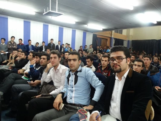 در پردیس شهید مدرس کردستان برگزار شد:

دومین نشست تخصصی "ئیواره ییک له گه ل شیعر و چیروک" 13