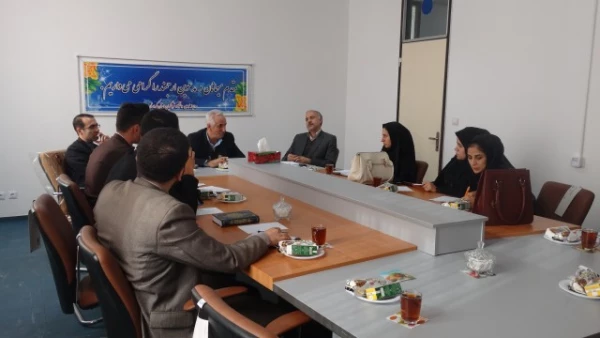 دیدار منتخبین سومین دوره انتخابات شورای صنفی، رفاهی؛

با دکتر معروفی ریاست دانشگاه فرهنگیان استان کردستان 8