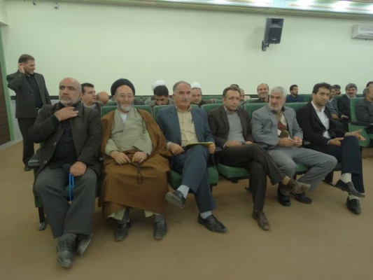 دیدار دکتر یحیی معروفی ریاست دانشگاه فرهنگیان استان کردستان :

 با مرجع عالیقدر حضرت آیت الله نوری همدانی 2