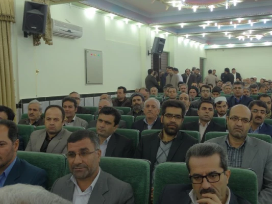 دیدار دکتر یحیی معروفی ریاست دانشگاه فرهنگیان استان کردستان :

 با مرجع عالیقدر حضرت آیت الله نوری همدانی 2