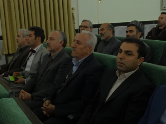 دیدار دکتر یحیی معروفی ریاست دانشگاه فرهنگیان استان کردستان :

 با مرجع عالیقدر حضرت آیت الله نوری همدانی 3