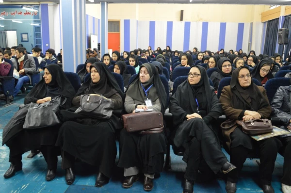 در دانشگاه فرهنگیان کردستان، پردیس شهید مدرس سنندج برگزار شد:

نخستین همایش تربیت سیاسی و اجتماعی ، جایگاه و اقتضائات آن در تربیت معلم 15