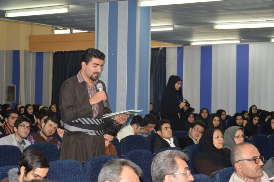 در دانشگاه فرهنگیان کردستان، پردیس شهید مدرس سنندج برگزار شد:

نخستین همایش تربیت سیاسی و اجتماعی ، جایگاه و اقتضائات آن در تربیت معلم 19