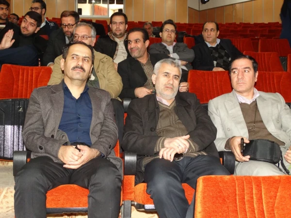 حضور دانشگاه فرهنگیان کردستان در برگزاری جشن انقلاب ویژه دهه فجر

همگام با دانشگاهیان استان در دانشگاه علوم پزشکی کردستان 3