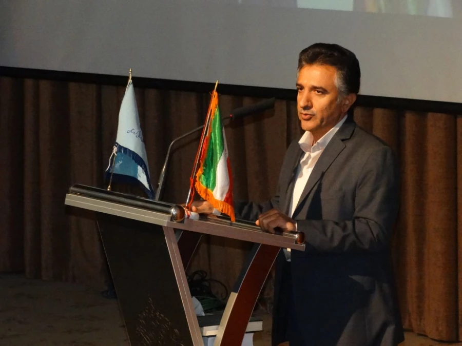 حضور دانشگاه فرهنگیان کردستان در برگزاری جشن انقلاب ویژه دهه فجر

همگام با دانشگاهیان استان در دانشگاه علوم پزشکی کردستان 7