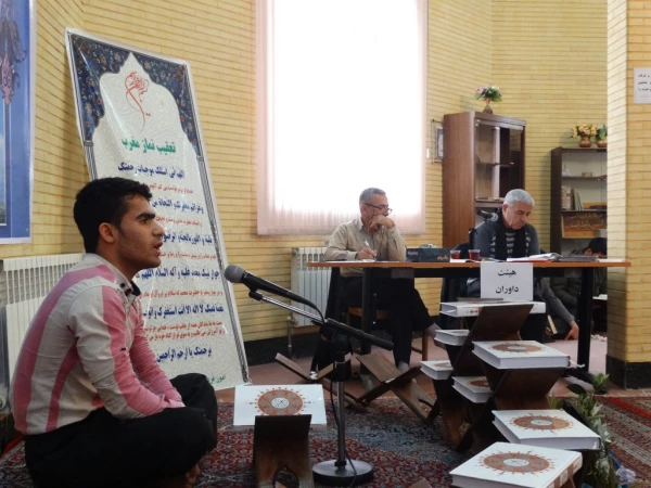 بخش شفاهی مرحله استانی بیست و ششمین جشنواره قرآن و عترت 

در مسجد بلال حبشی پردیس شهید مدرس کردستان برگزار شد 11