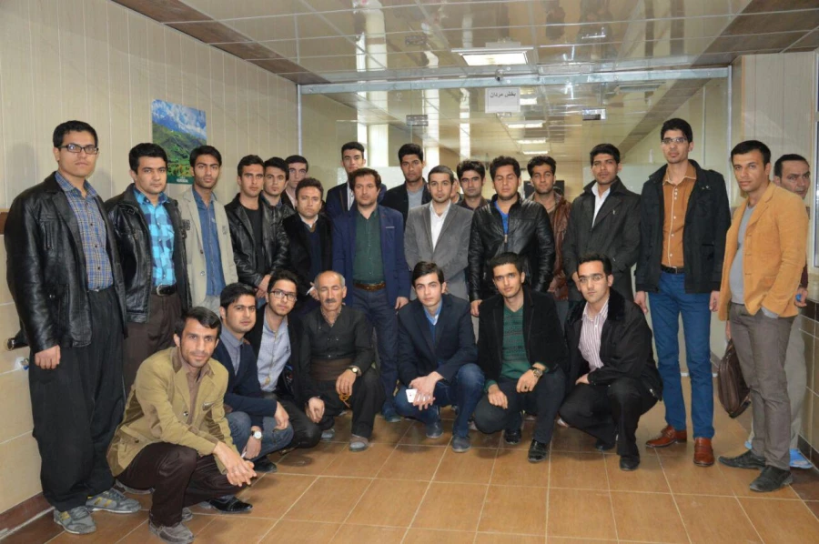 کانون سلامت پردیس شهید مدرس کردستان

به نیابت از دانشجویان دانشگاه فرهنگیان از سالخوردگان سرای سالمندان سنندج دیدار نمودند.
 6