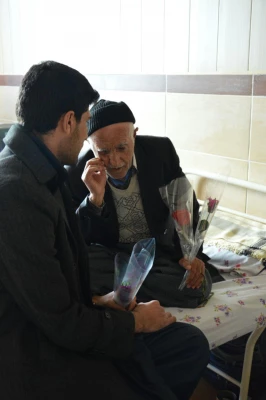 کانون سلامت پردیس شهید مدرس کردستان

به نیابت از دانشجویان دانشگاه فرهنگیان از سالخوردگان سرای سالمندان سنندج دیدار نمودند.
 8