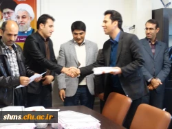 طی مراسمی جوایز نفرات برتر مسابقه دارت و شطرنج  اهدا گردید. 4