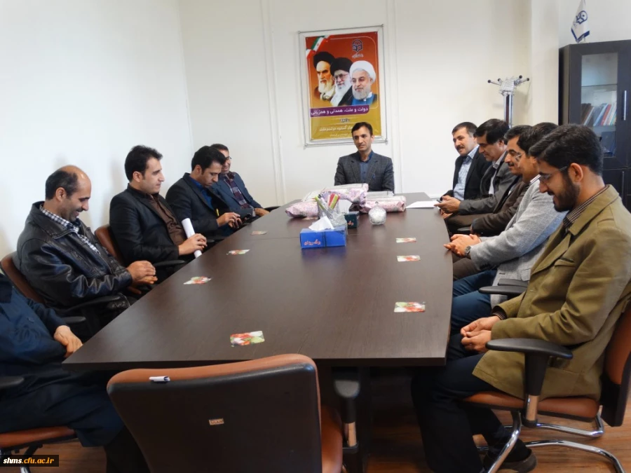 طی مراسمی جوایز نفرات برتر مسابقه دارت و شطرنج  اهدا گردید. 11